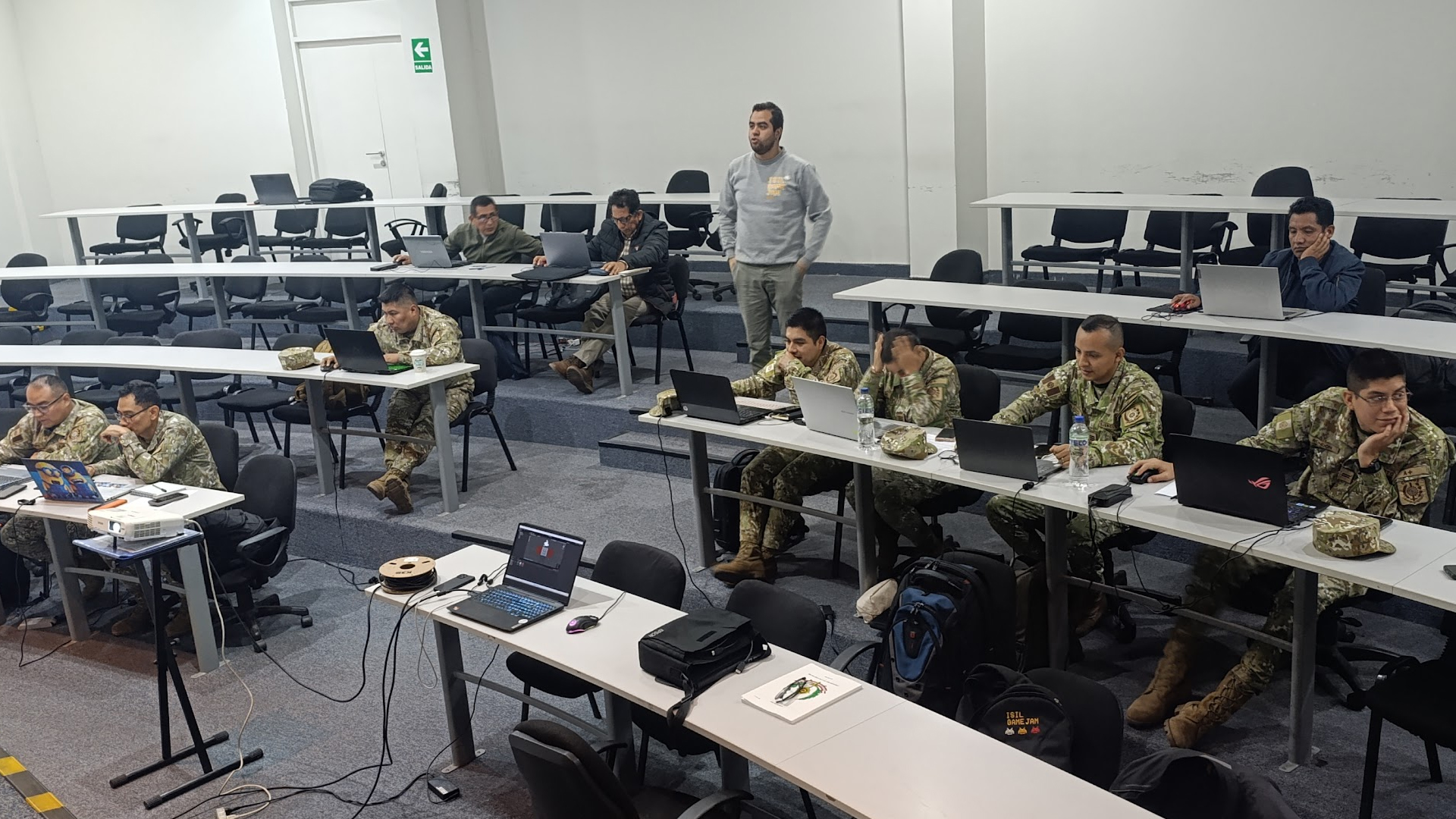 Capacitación técnica aplicada - SIM-LAB - 3S Design